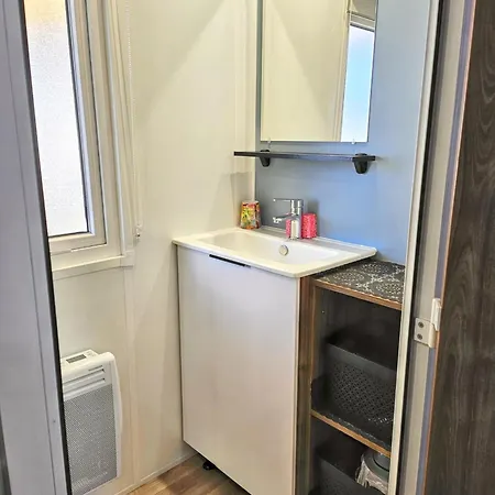 Cosy A Avec Piscine Partagee Σπίτι διακοπών *